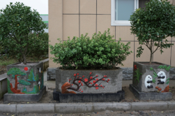 水泥木質(zhì)透水混凝土產(chǎn)品-花箱