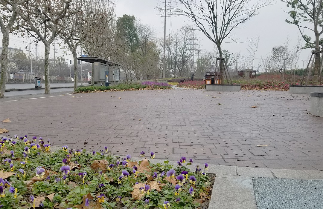 閔行龍吳路-再生自嵌板